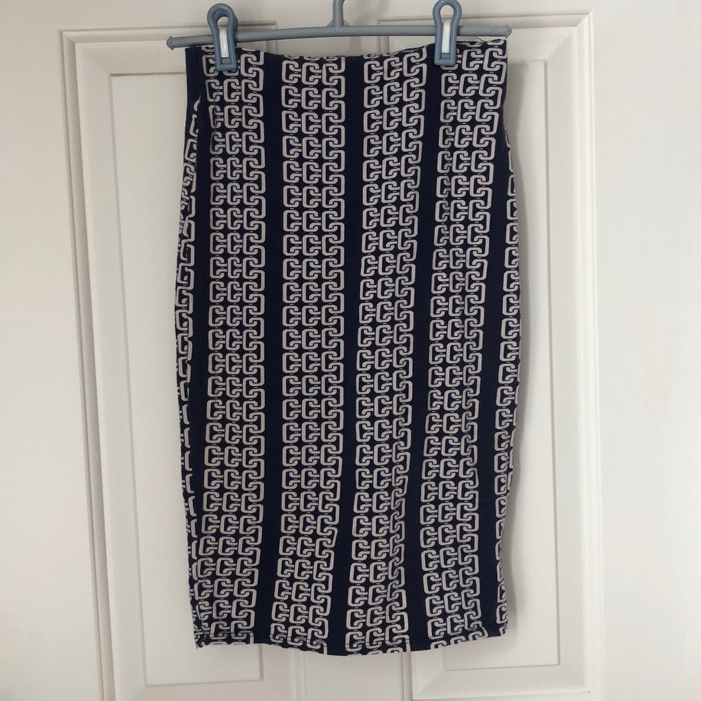 Gorgeous body con skirt
